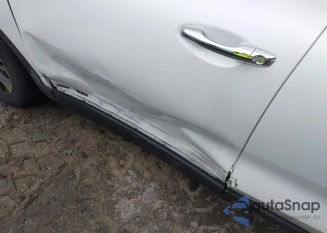 2016 Kia Sorento 3.3L Ex z USA, uszkodzony, nr VIN 5XYPHDA58GG104832